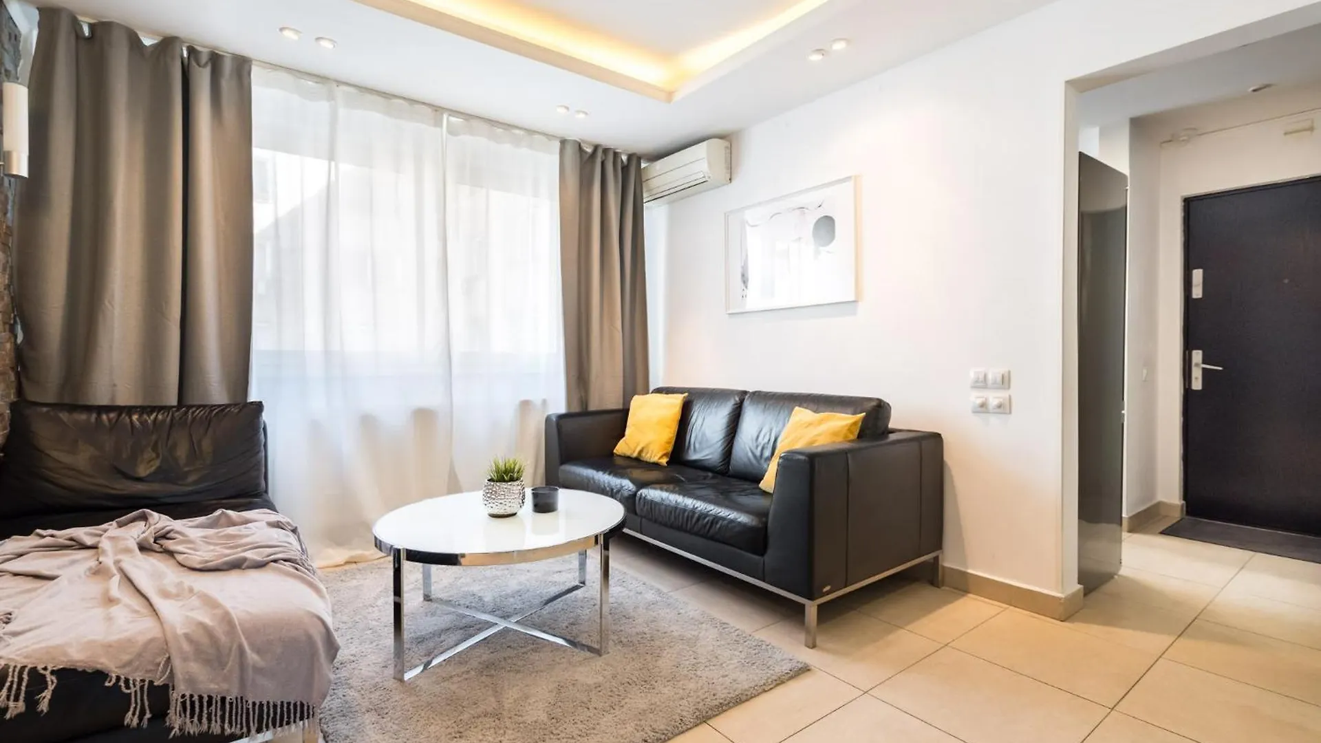 Appartement Shangri La University Boekarest